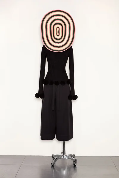 Look 13